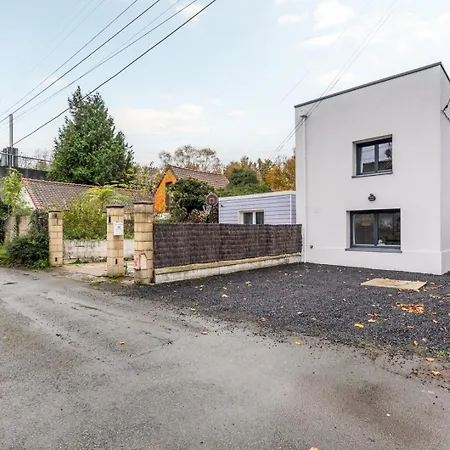 Maison 3 Avec Jardin & Parking, Prox Tram