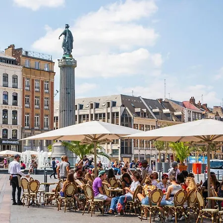 Ferienhaus Maison 3 Avec Jardin & Parking, Prox Tram *